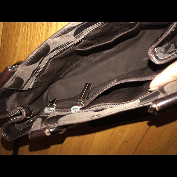 Coach Purse - Picture 4 of 4